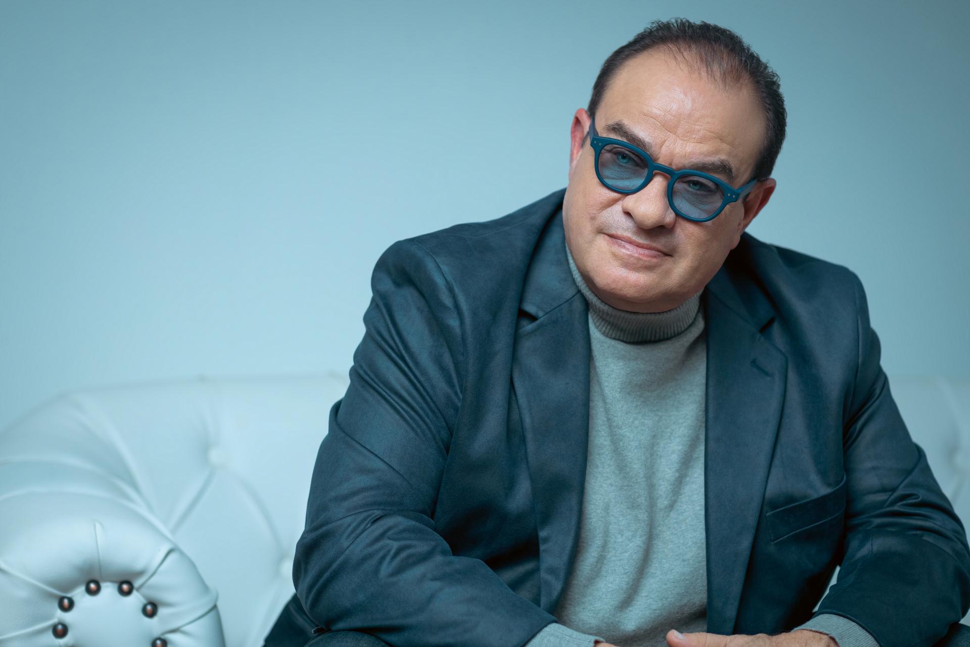 TONY VEGA